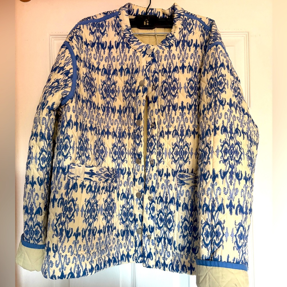 Blank NYC Blue and Cream Patterned Blazer